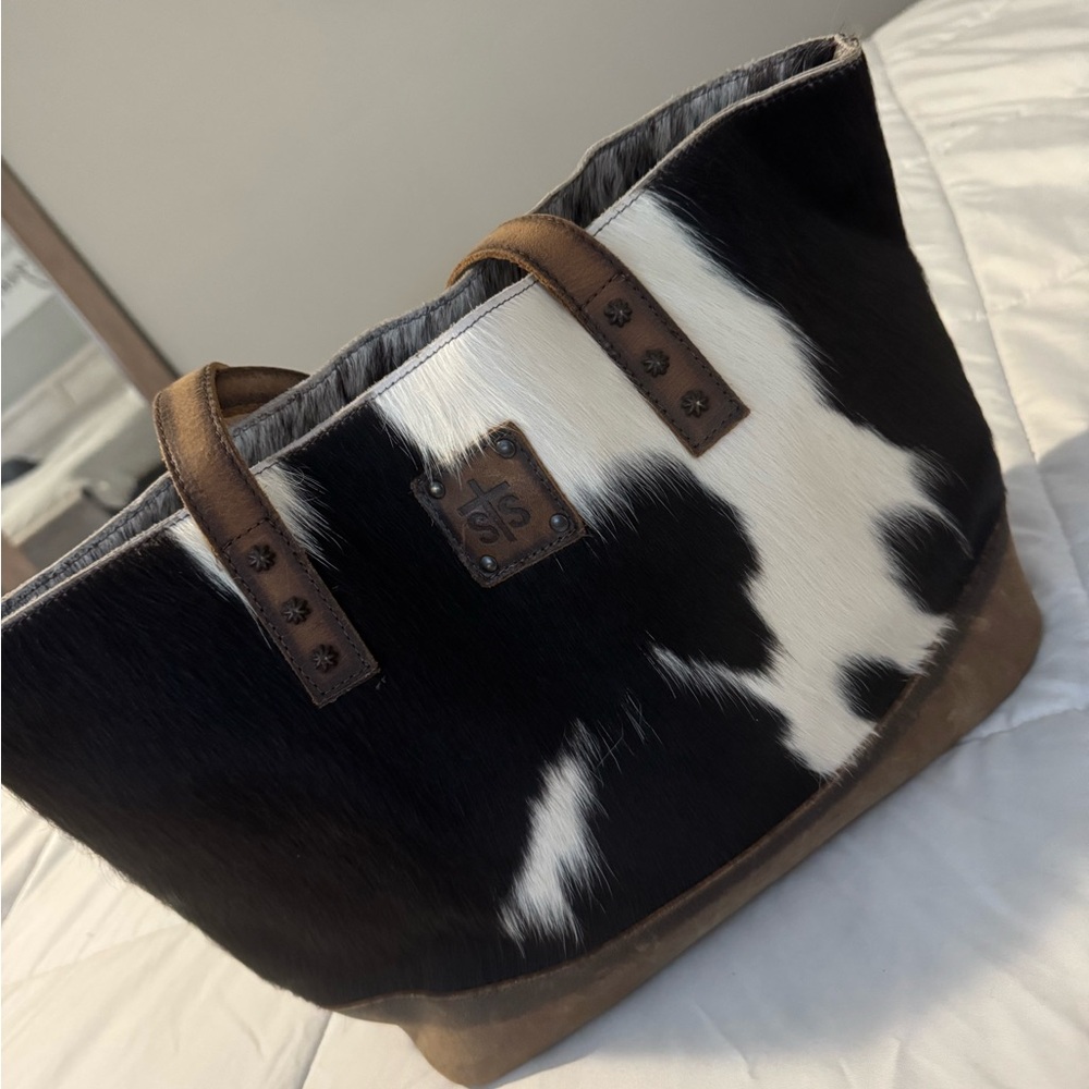 Patricia Nash Black and White Tote with Brown Interior